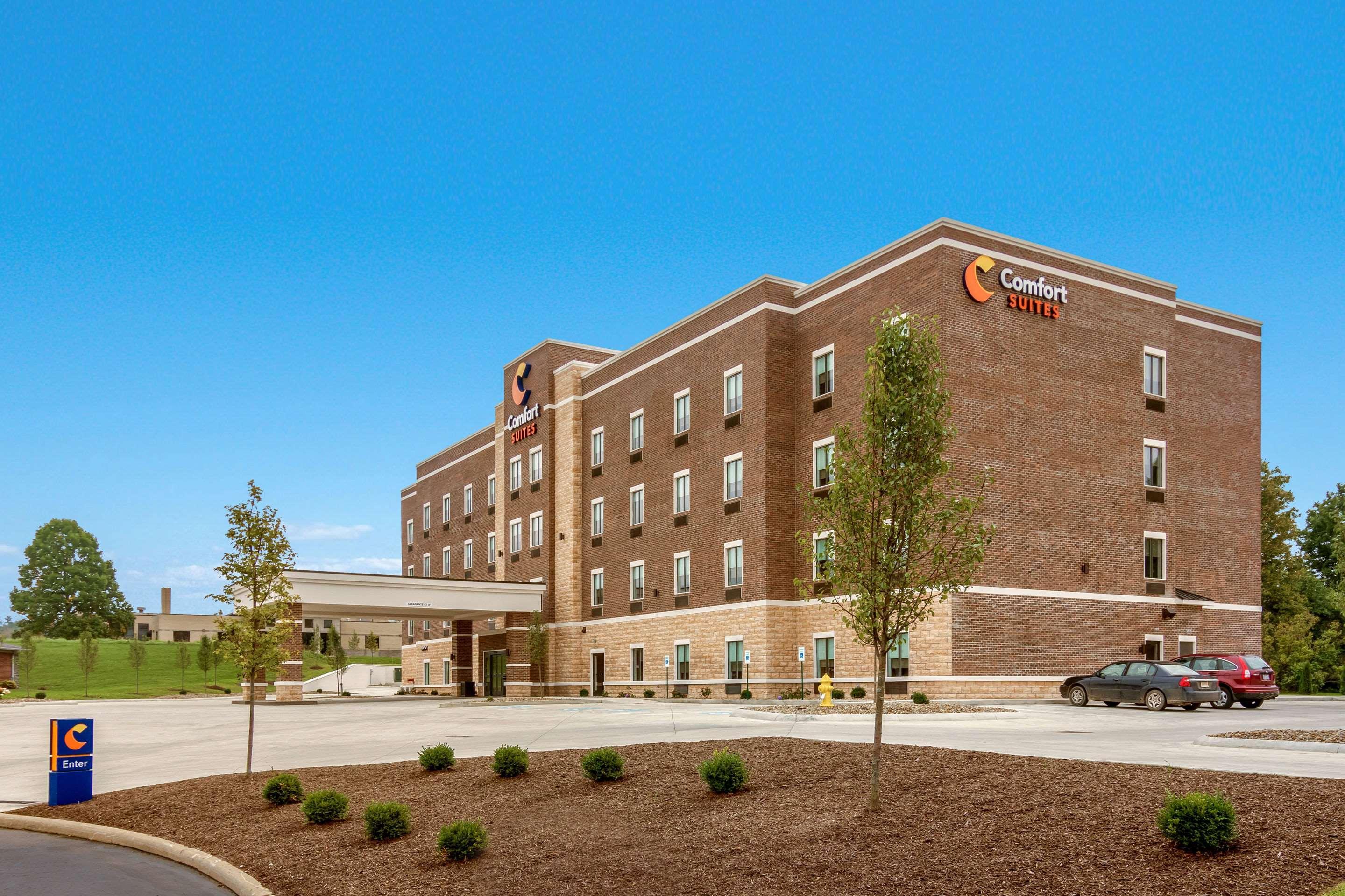 Comfort Suites Wooster Near University Campus Exterior photo